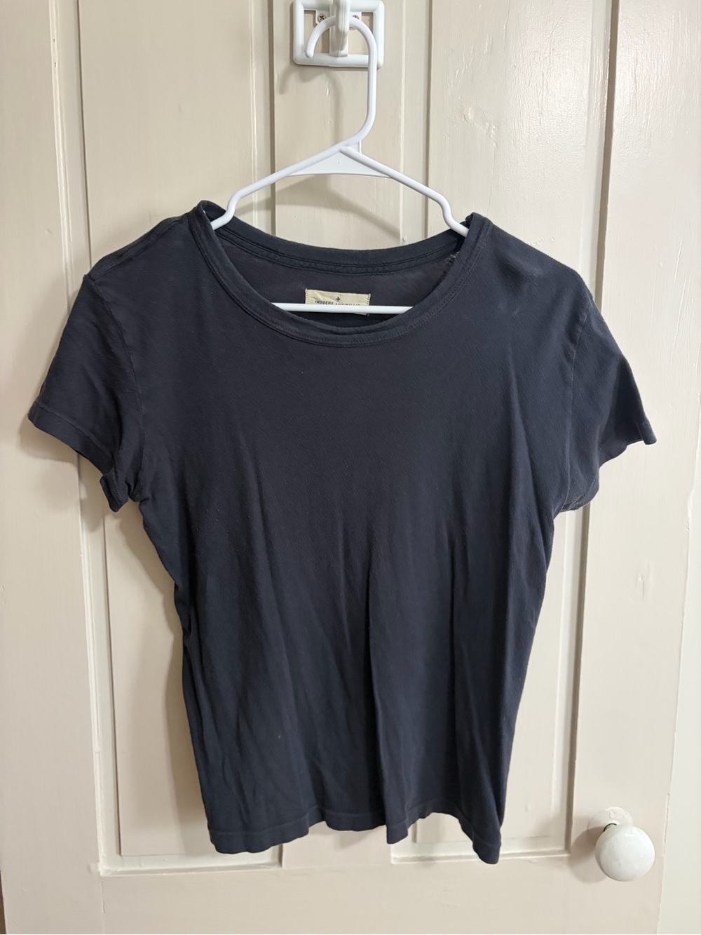 imogene + willie black drop tee